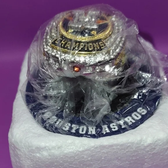 Houston Astro's  Ring - Souvenir - Picture 4 of 4